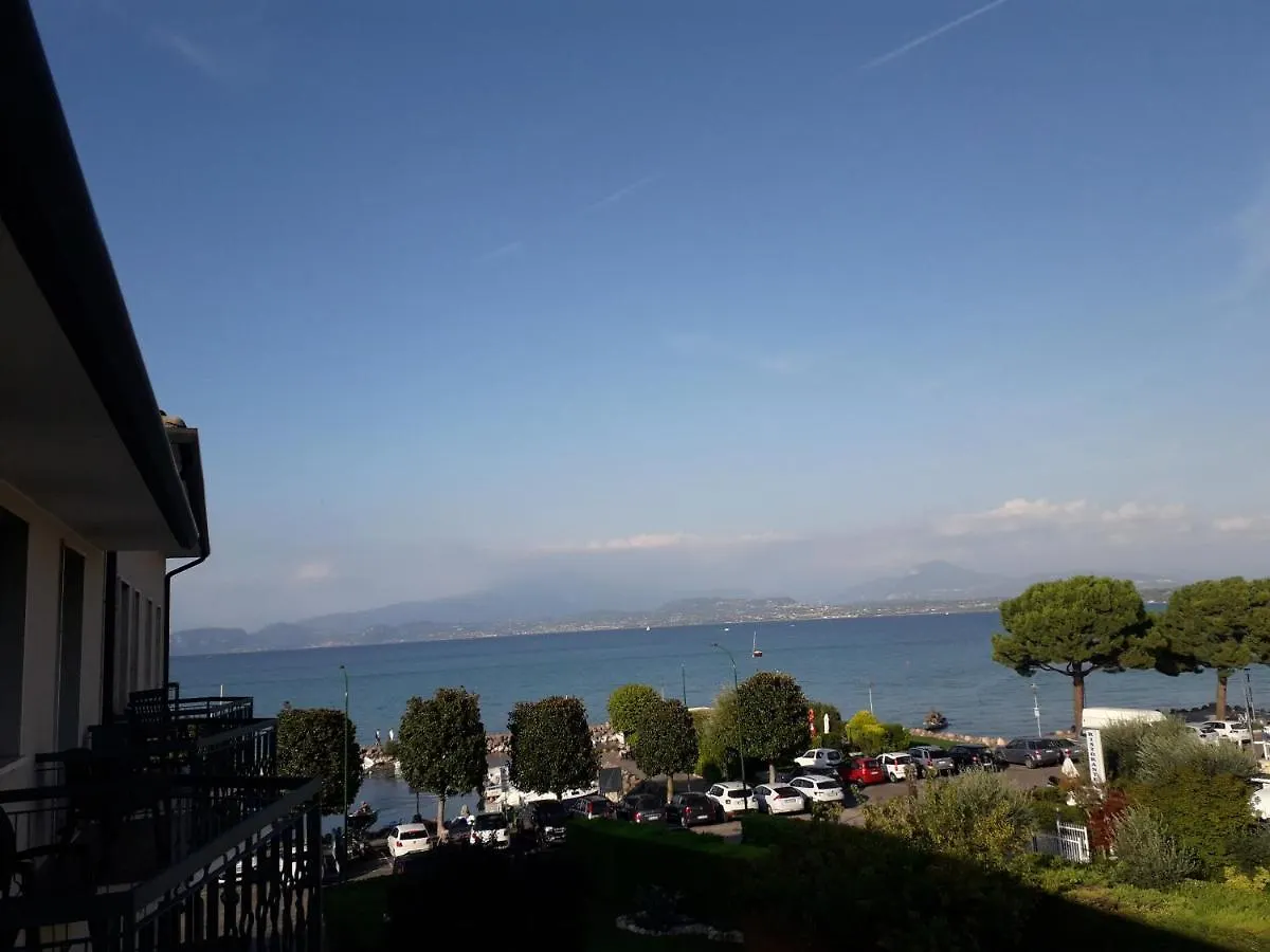 Hotel Fornaci Peschiera del Garda 2*,