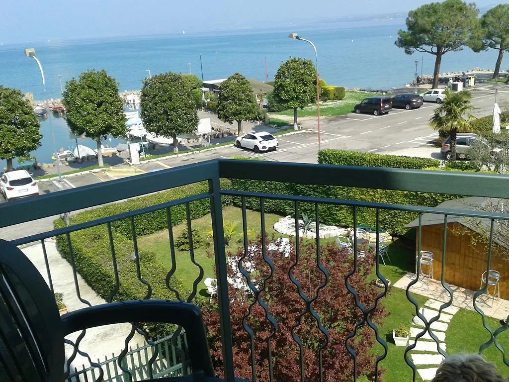 Hotel Fornaci Peschiera del Garda 2*,